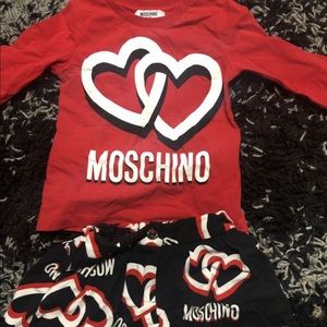 Moschino outfit
